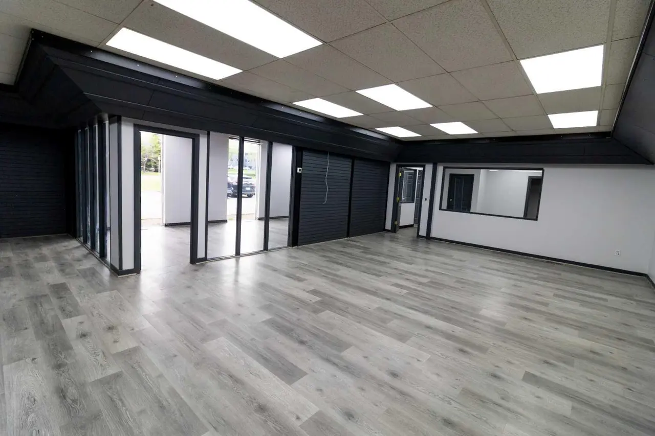 Unit 111, 3501 23 Street NE