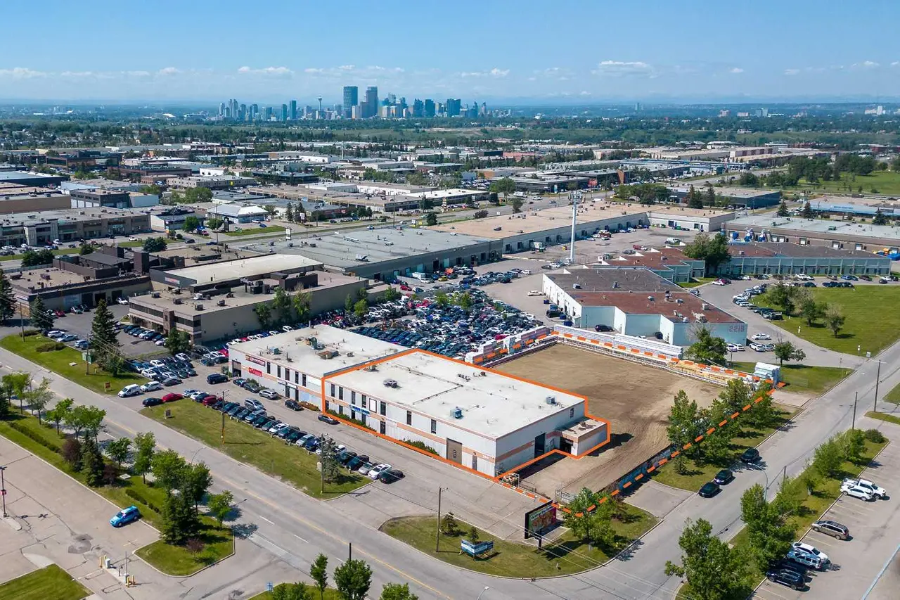 Unit 111, 3501 23 Street NE