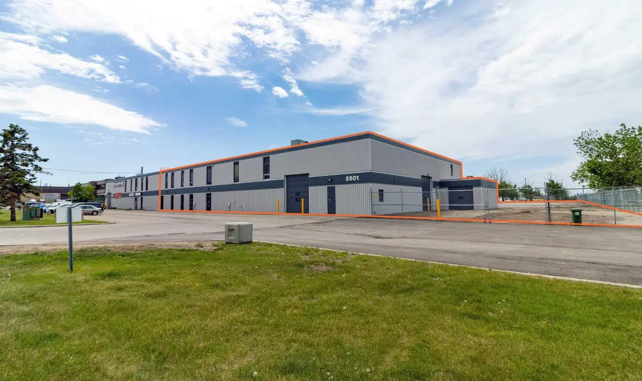 Unit 111, 3501 23 Street NE