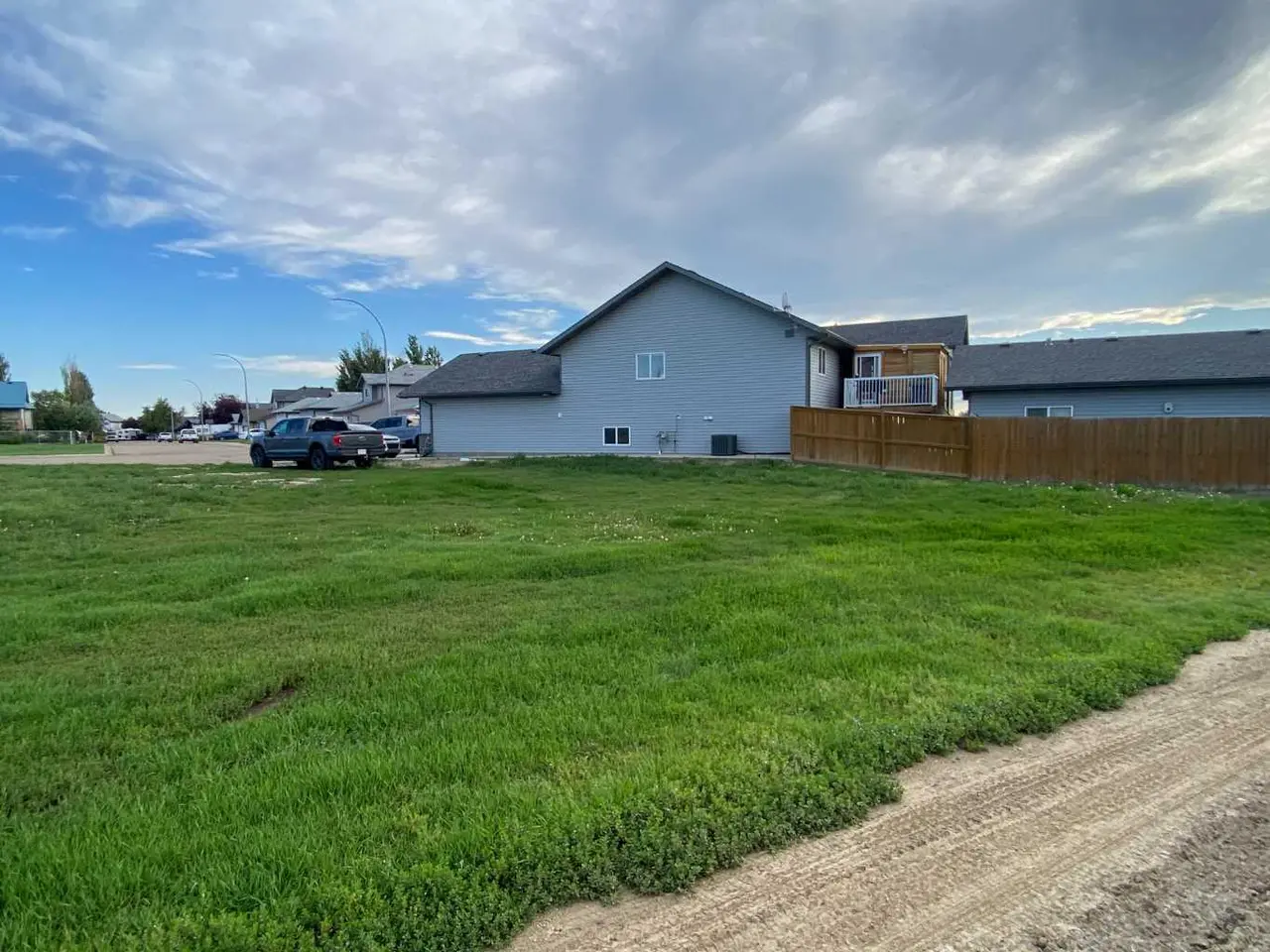 79 Upland Manor W