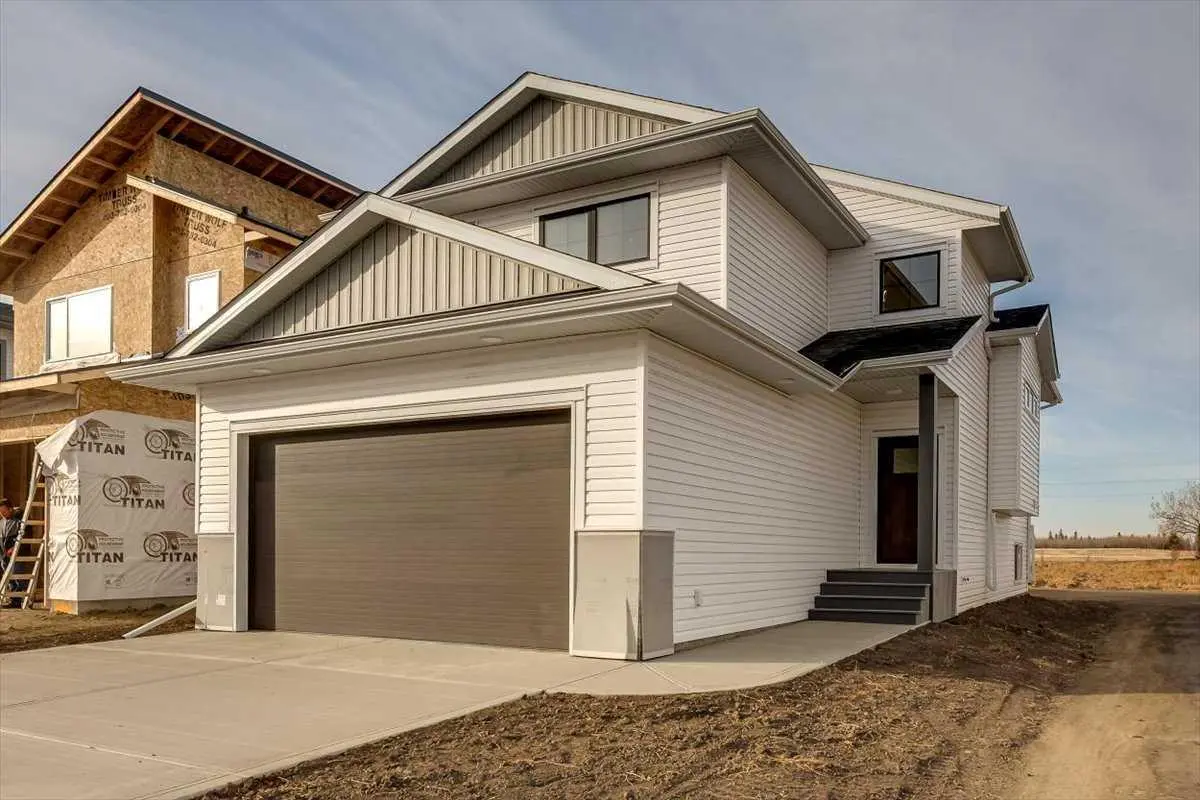 56 Emmett Crescent