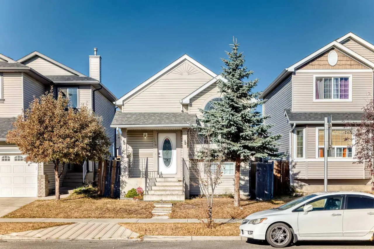 144 Taradale Drive NE