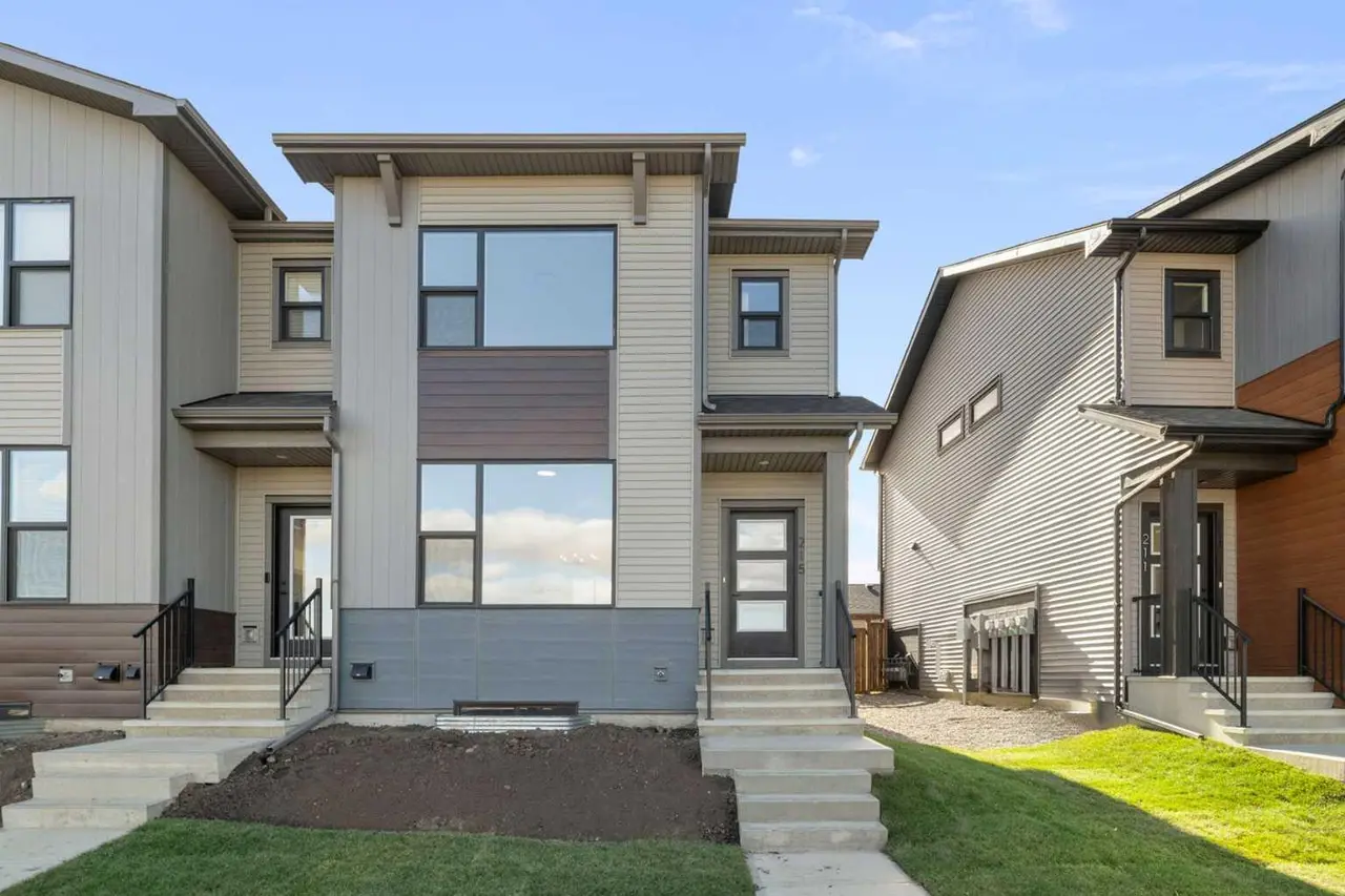 215 Belvedere Avenue SE