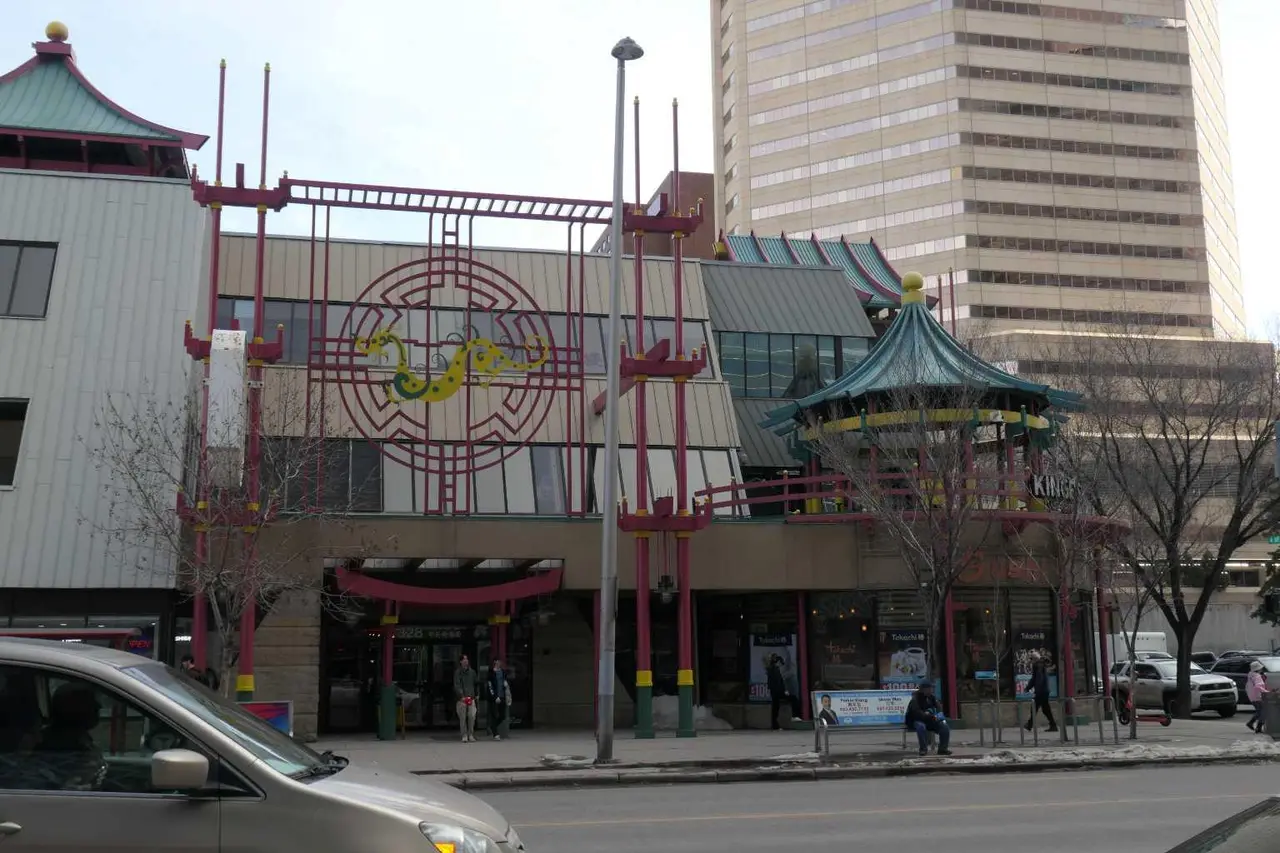 235, 328 Centre Street SE