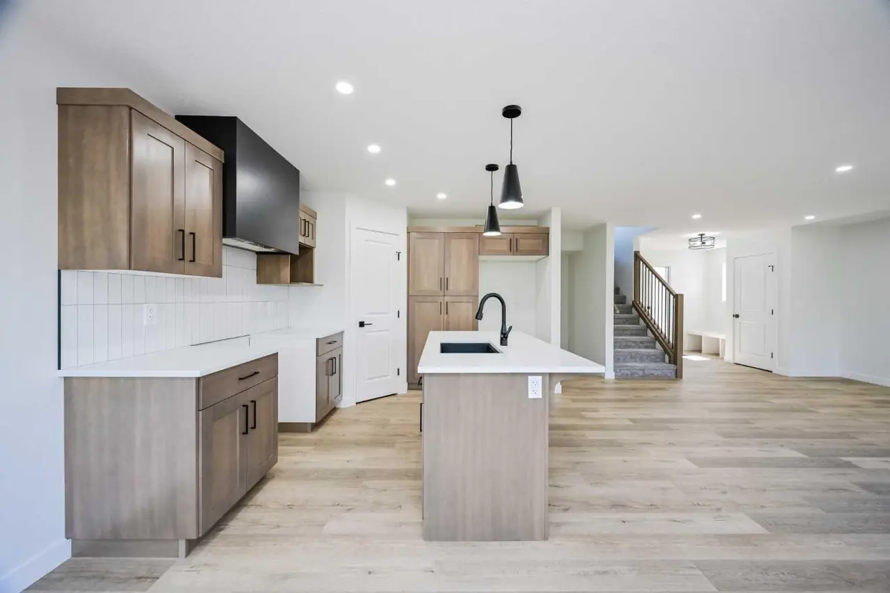 10506 134A Avenue 