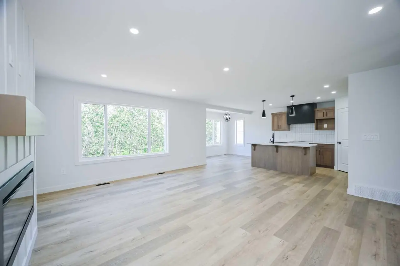 10506 134A Avenue 