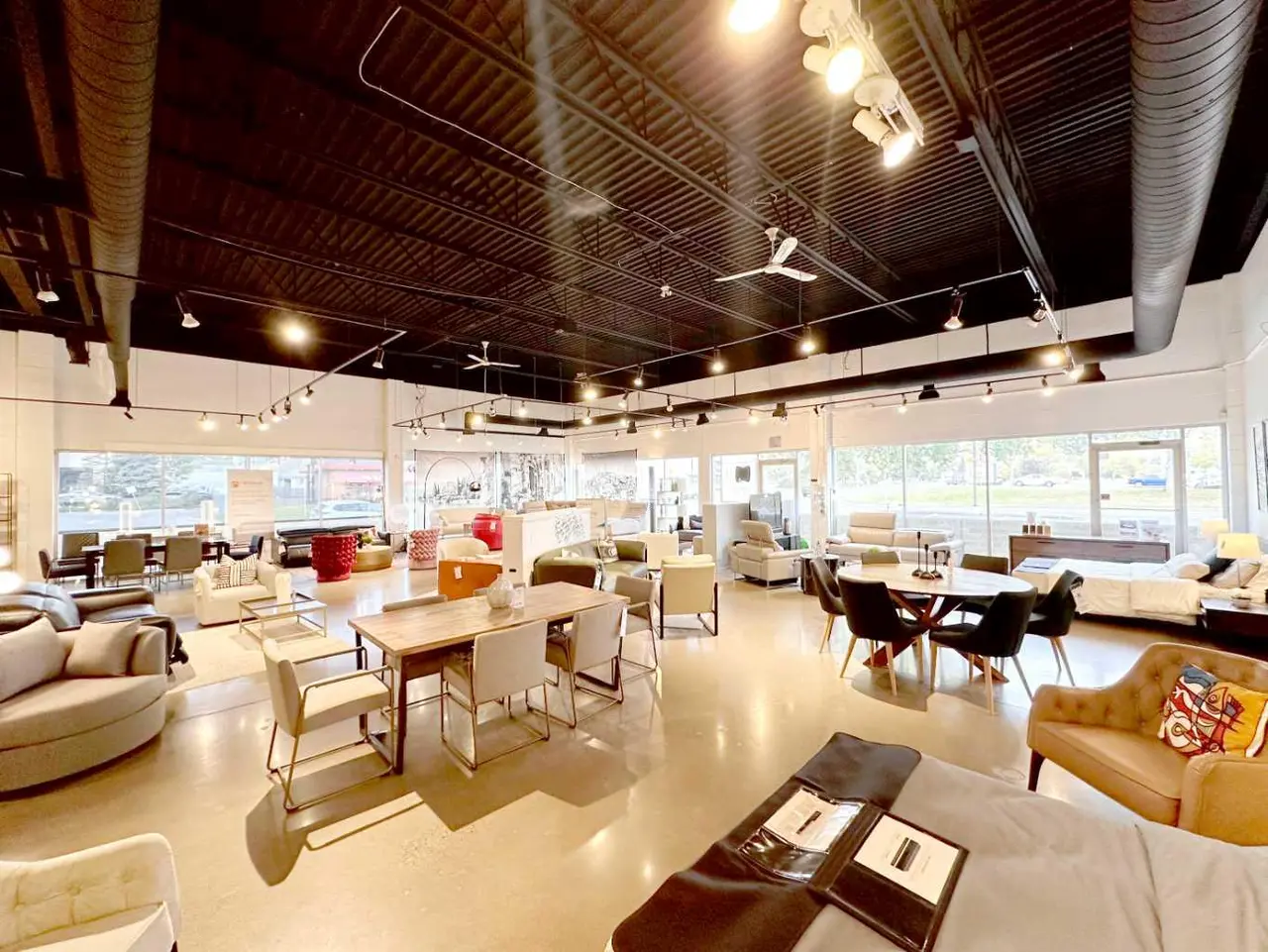 Unit 1-2, 7070 11 Street SE