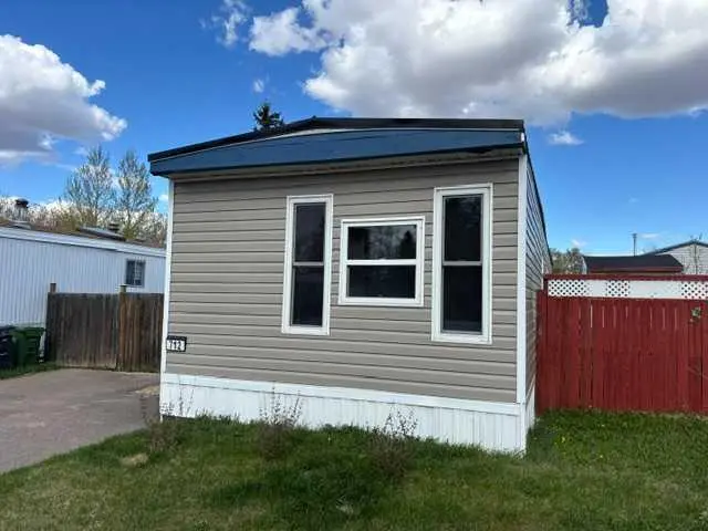6834 59 Avenue #712