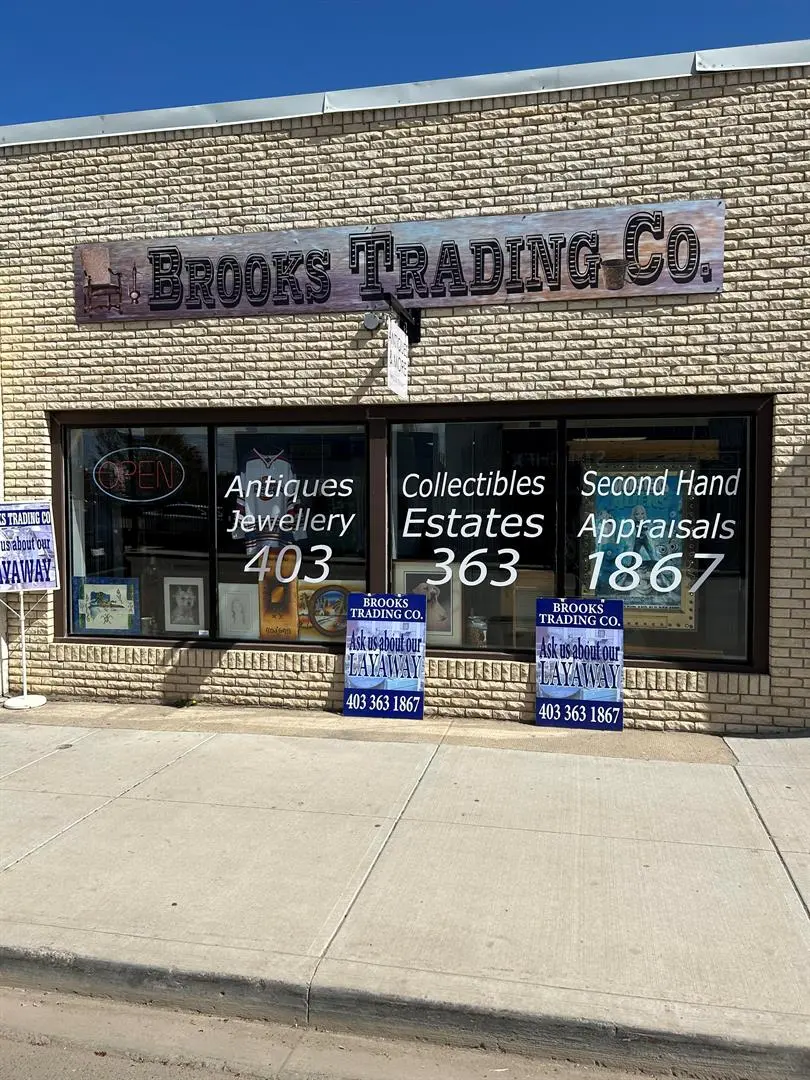 132 1 Street W