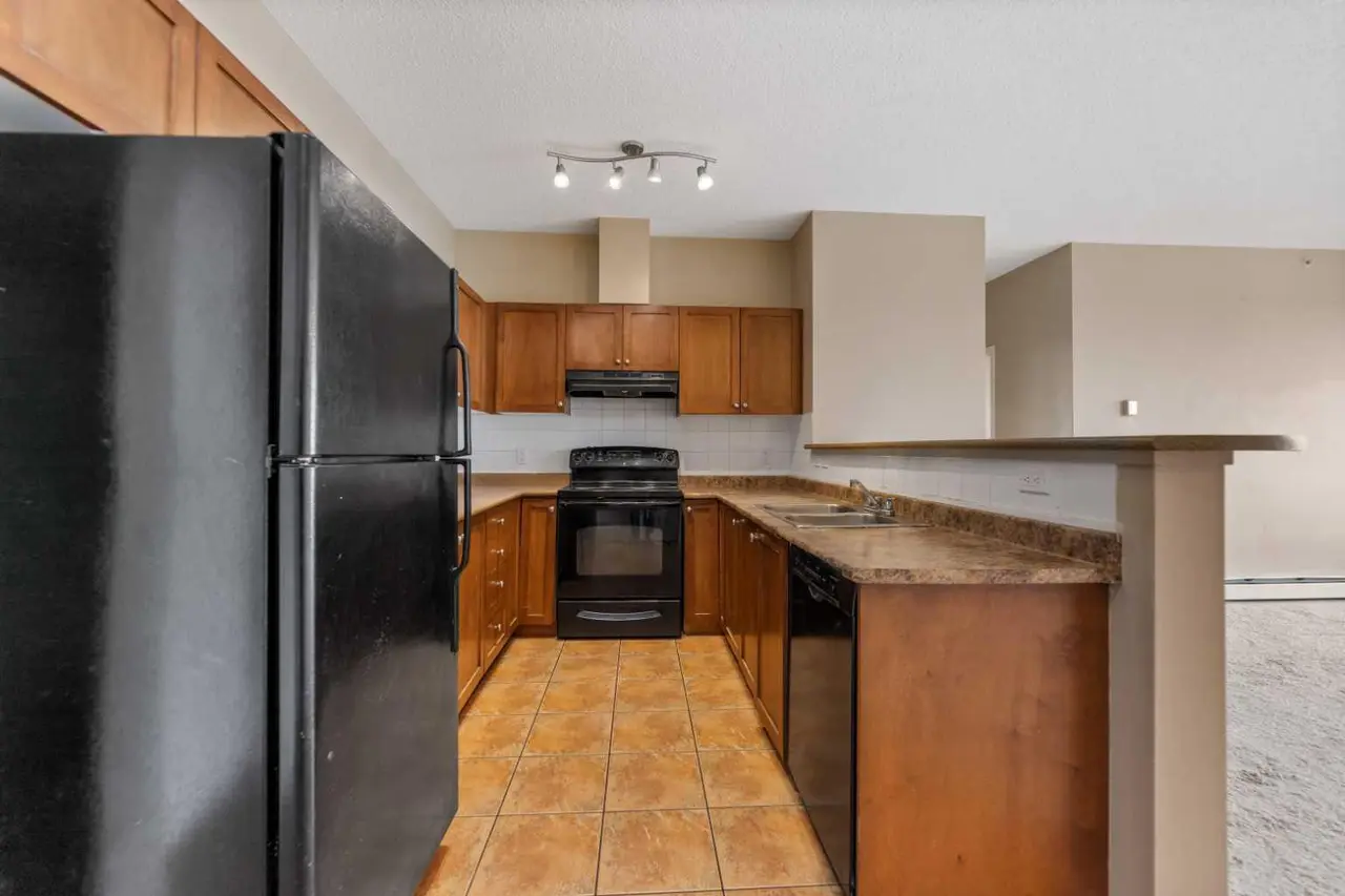 2420, 333 Taravista Drive NE