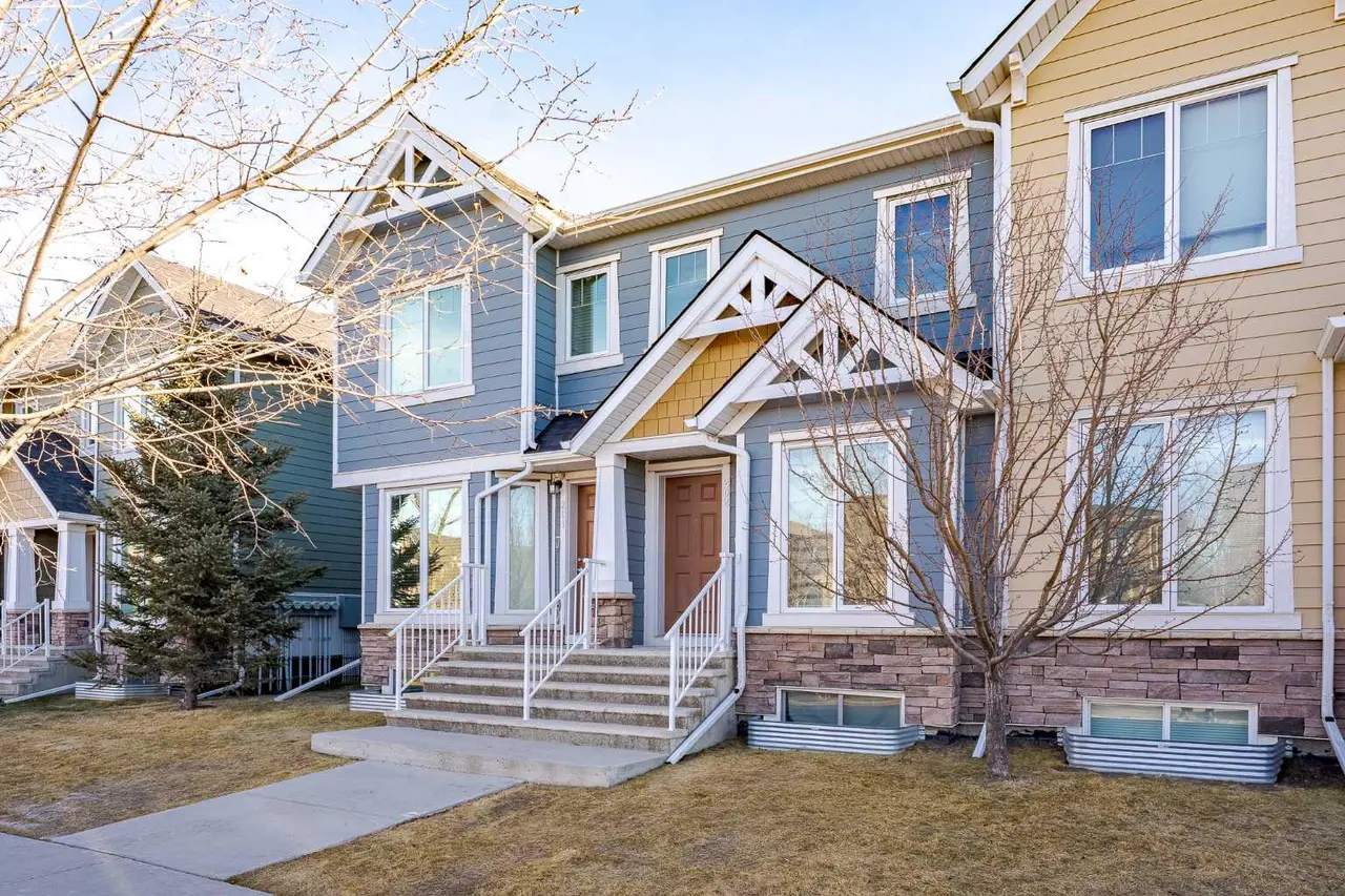 202, 2400 Ravenswood View SE