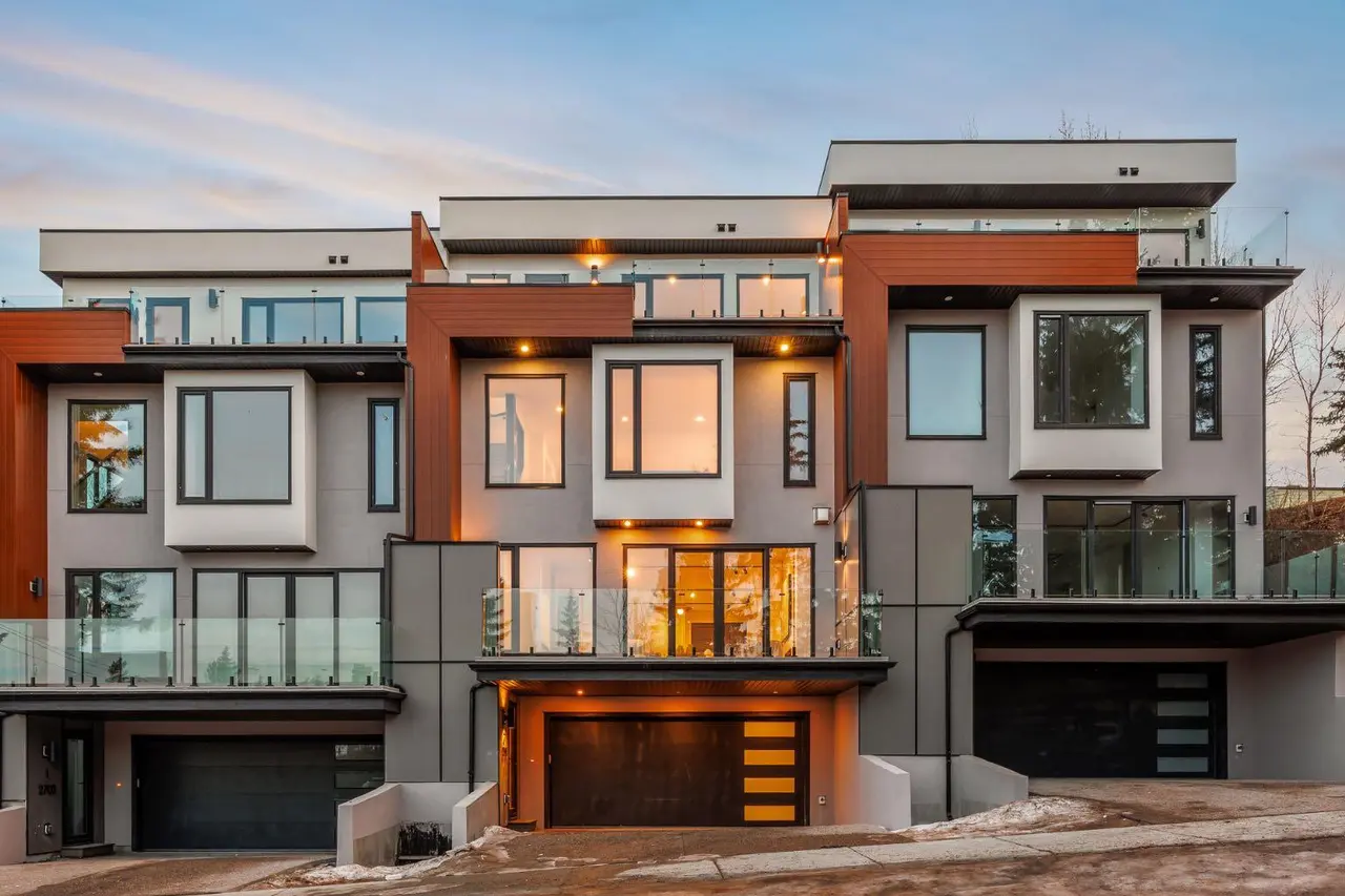2, 2703 Erlton Street SW