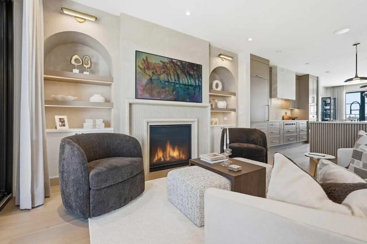 105, 1700 73 Street SW