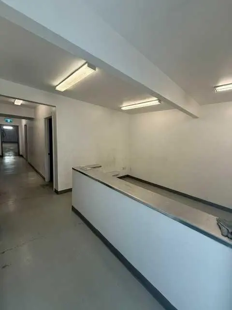 110 & 140, 8319 Chiles Industrial Avenue 