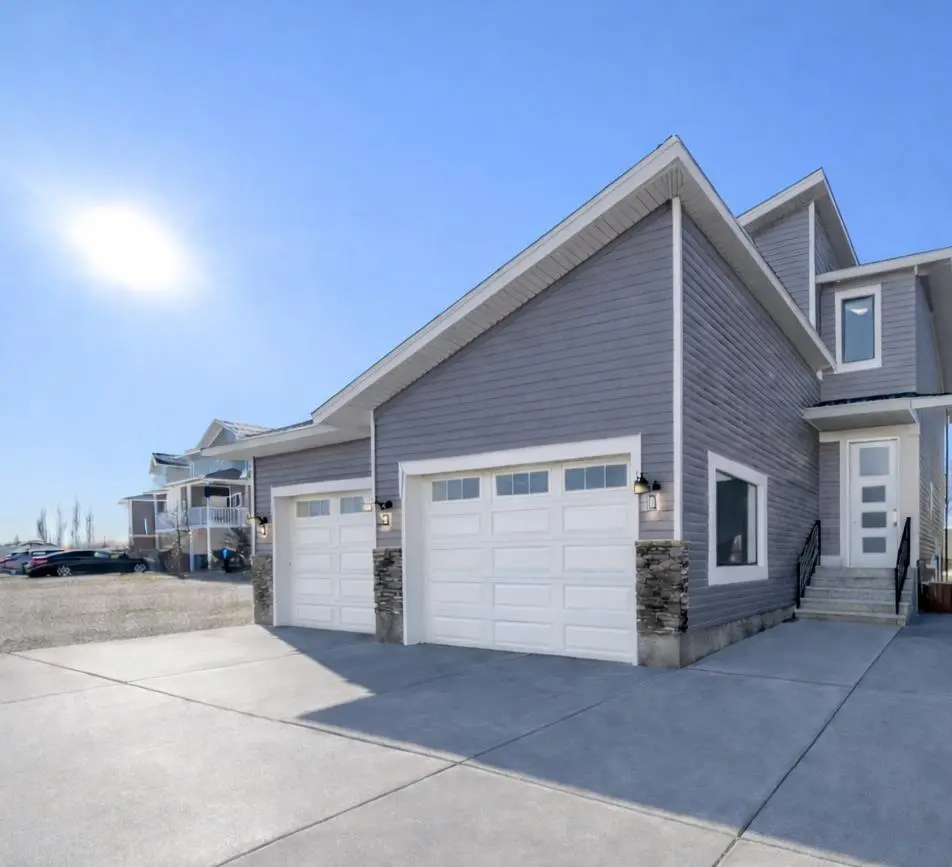 310 Somerside Crescent