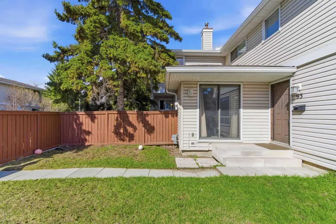 93, 1155 Falconridge Drive NE
