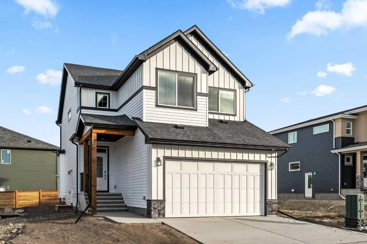1241 Chinook Winds Circle SW