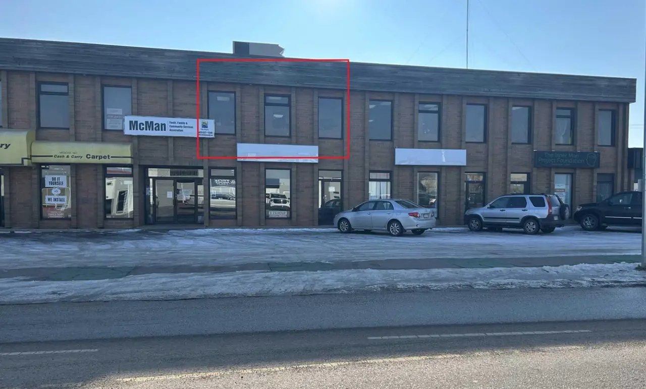 14, 941 South Railway Street SE