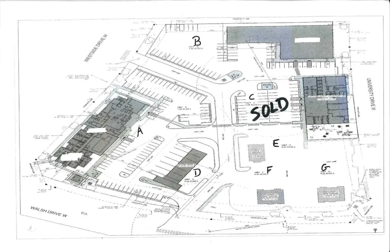 UNIT E, 2401 WESTSIDE Drive W