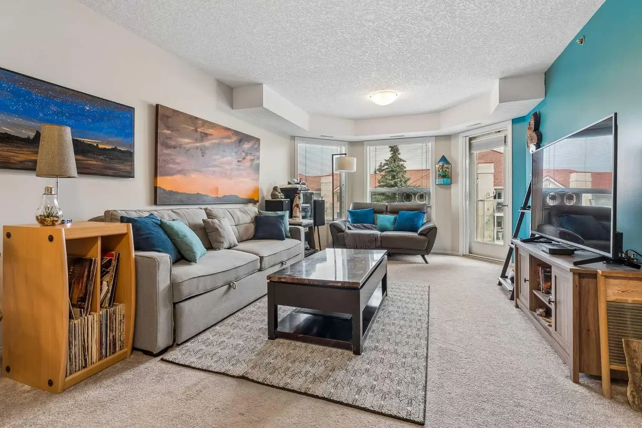 2327, 1818 Simcoe Boulevard SW