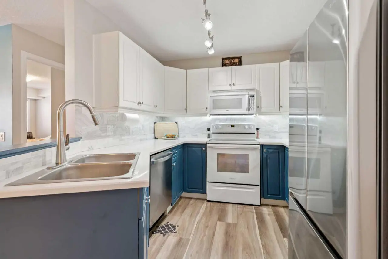 2327, 1818 Simcoe Boulevard SW