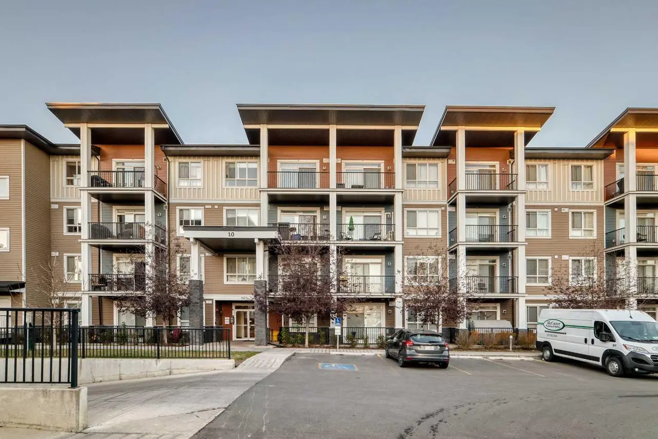 405, 10 Walgrove Walk SE