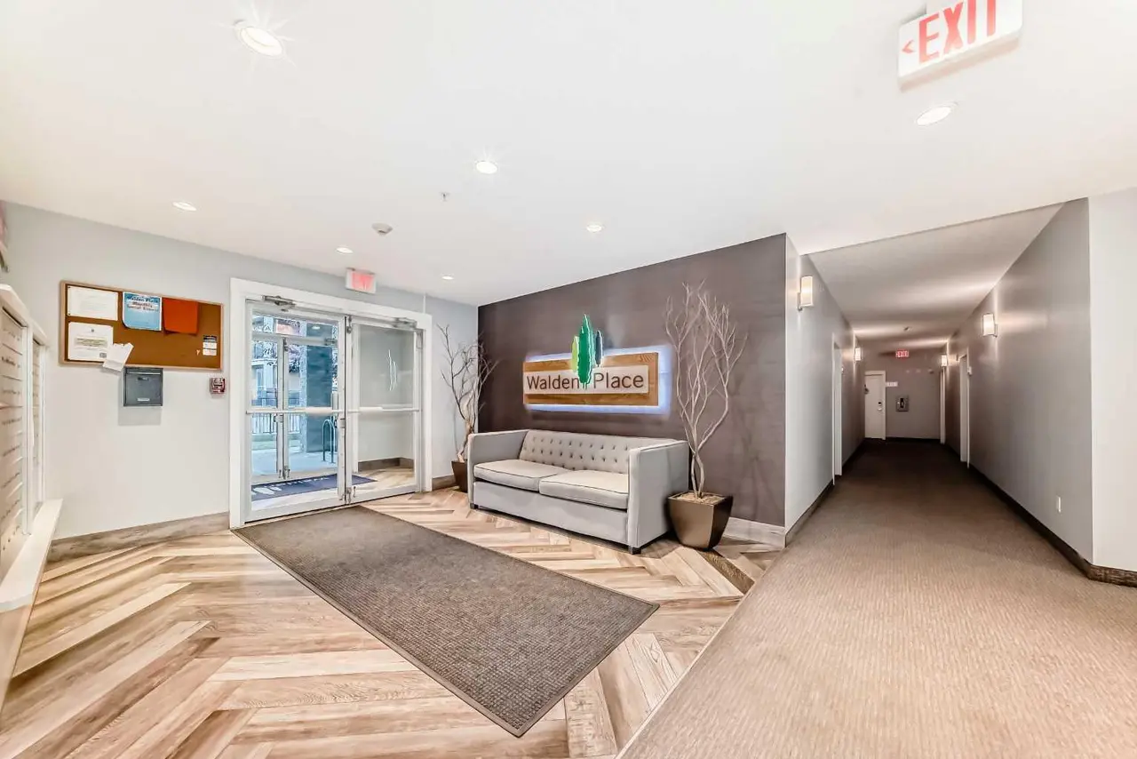 405, 10 Walgrove Walk SE