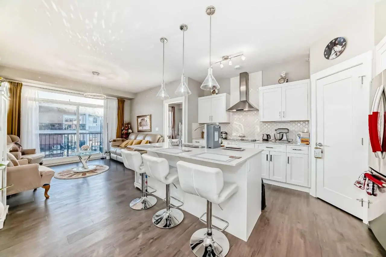 405, 10 Walgrove Walk SE