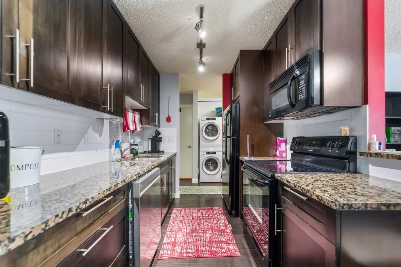 410, 4455A Greenview Drive NE