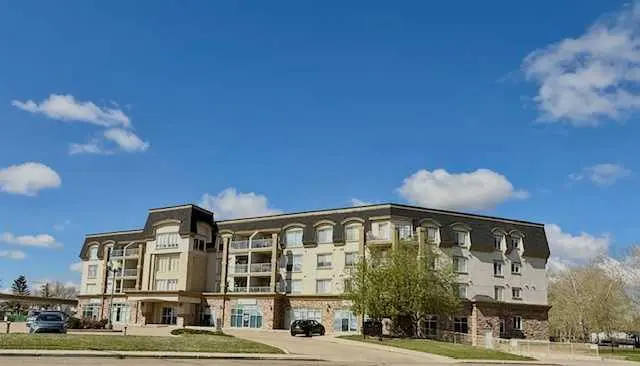 405, 4425 HERITAGE Way