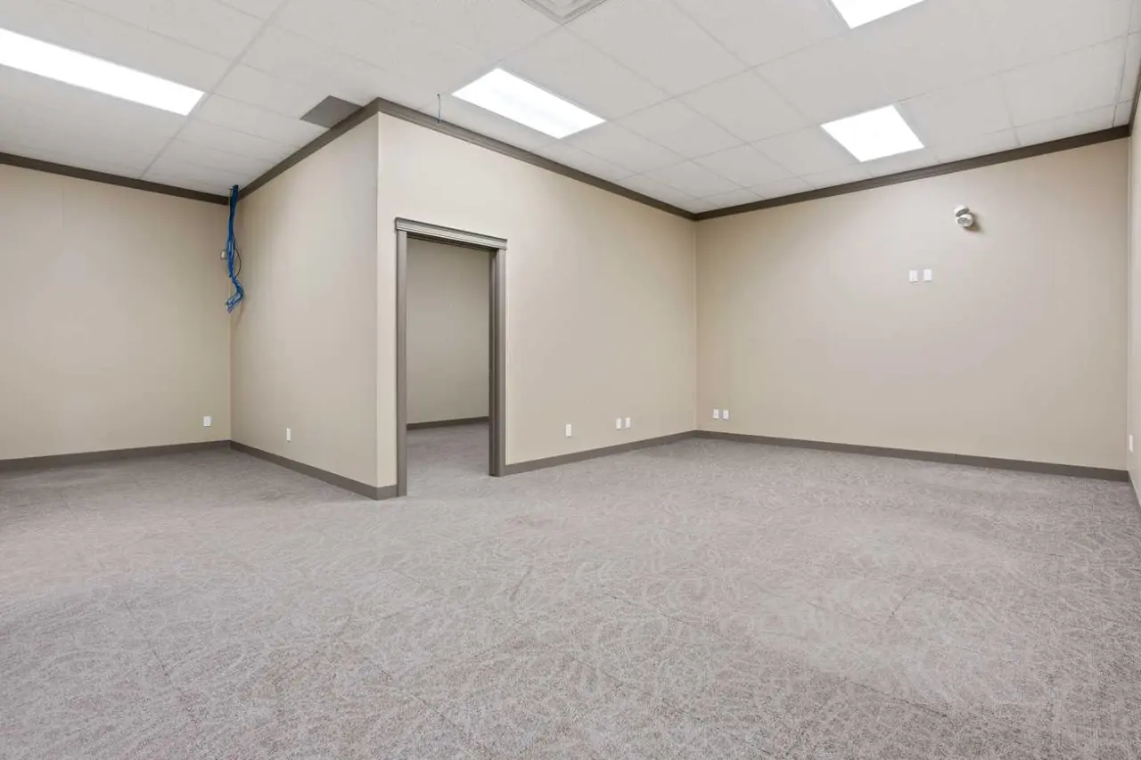 Unit A, 5051 50 Street