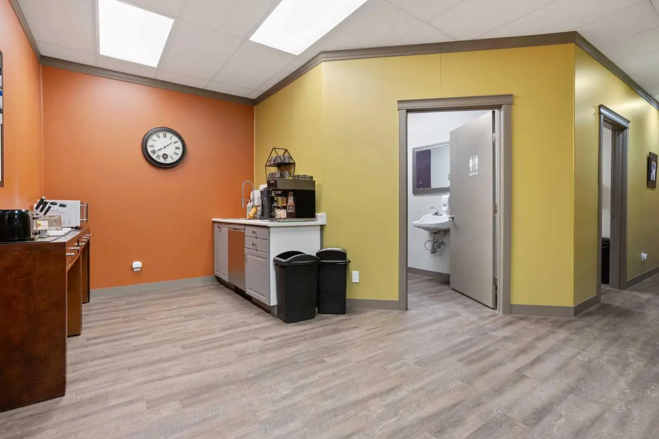 BSMTI, 5051 50 Street 