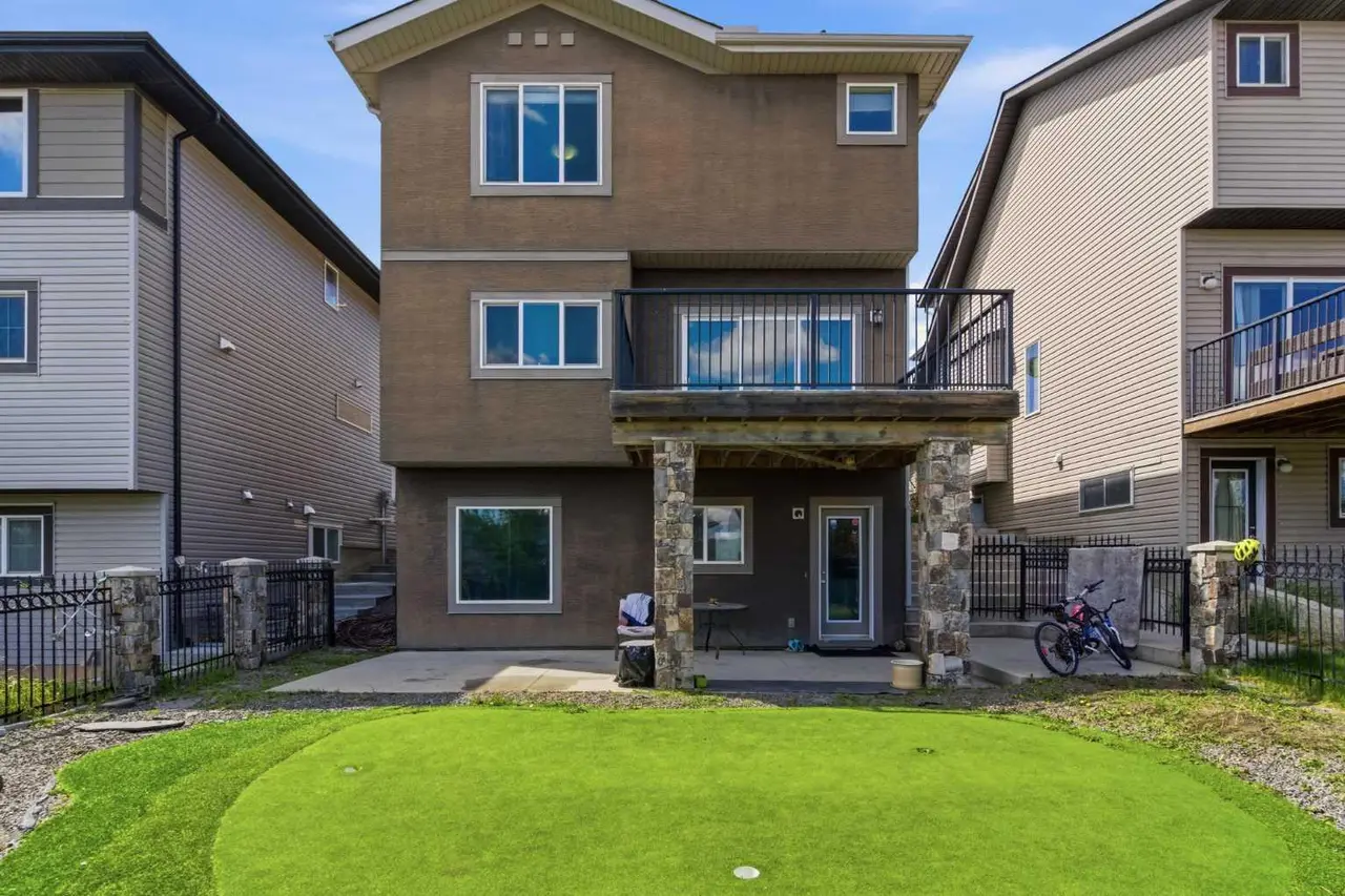 21 Evansview Manor NW
