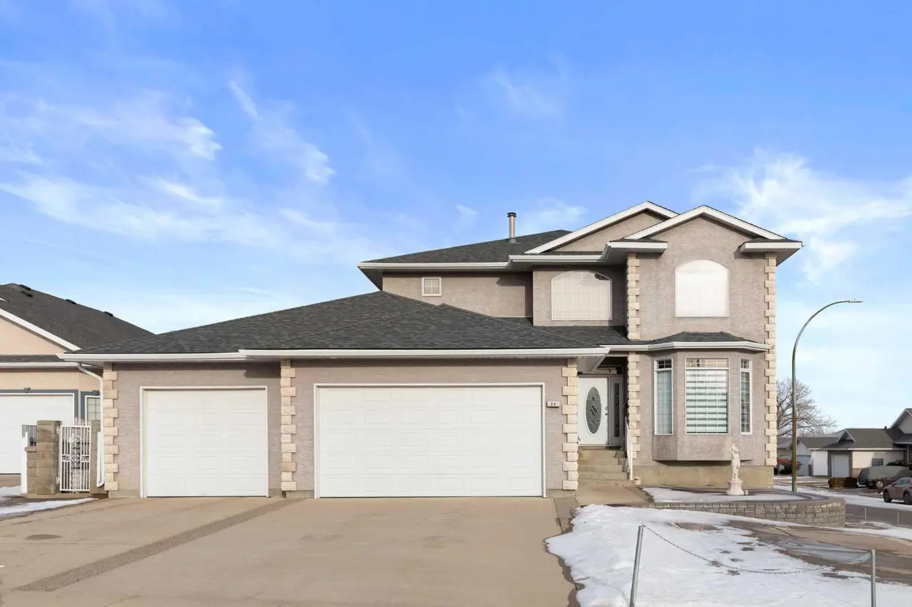 22 Turner Crescent SE