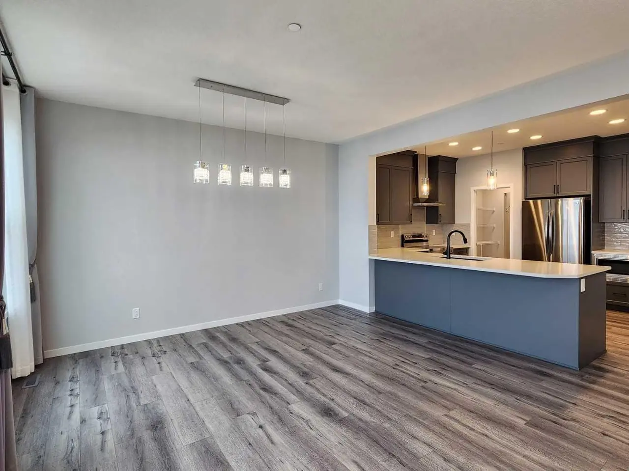 90 Howse Common NE