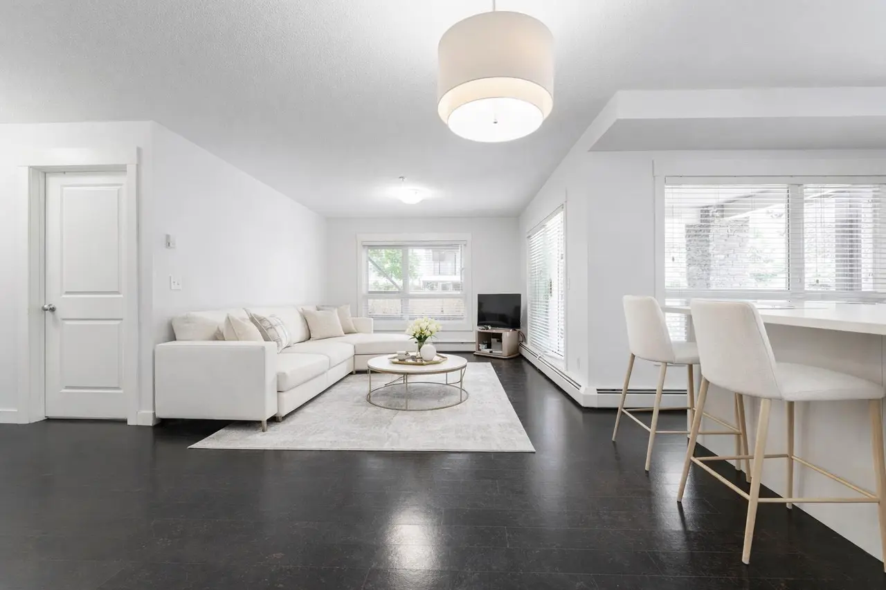 2117, 240 Skyview Ranch Road NE