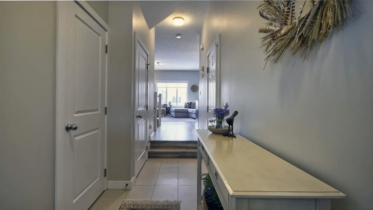 135 Reunion Loop NW