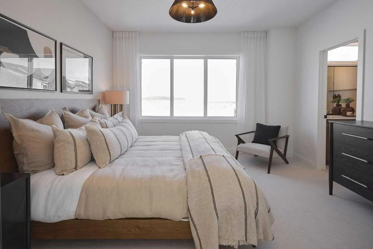 58 Raven Point SE