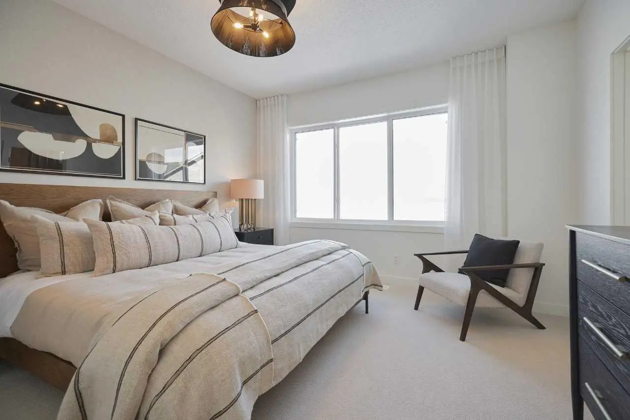 58 Raven Point SE