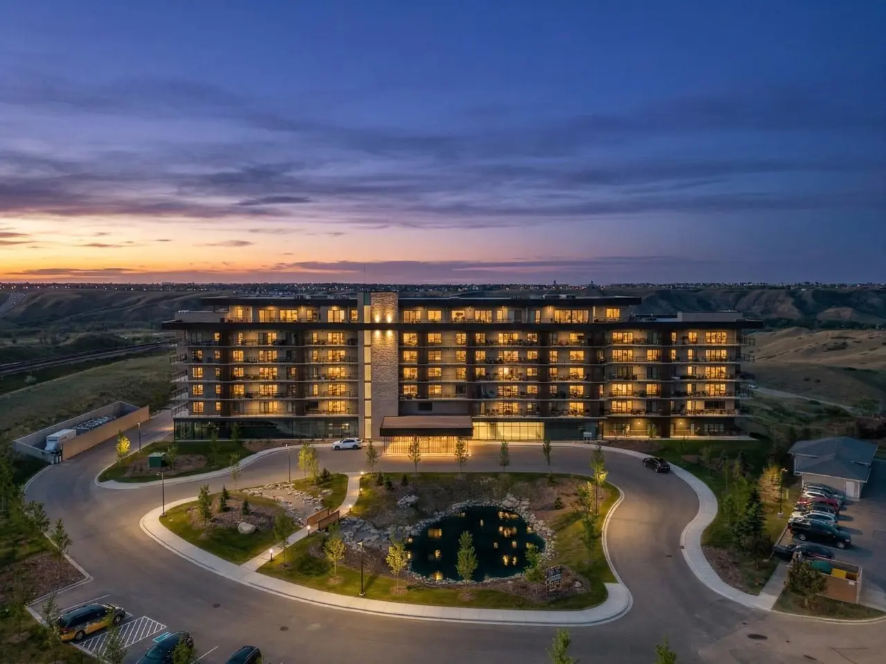 218, 102 Scenic Drive N