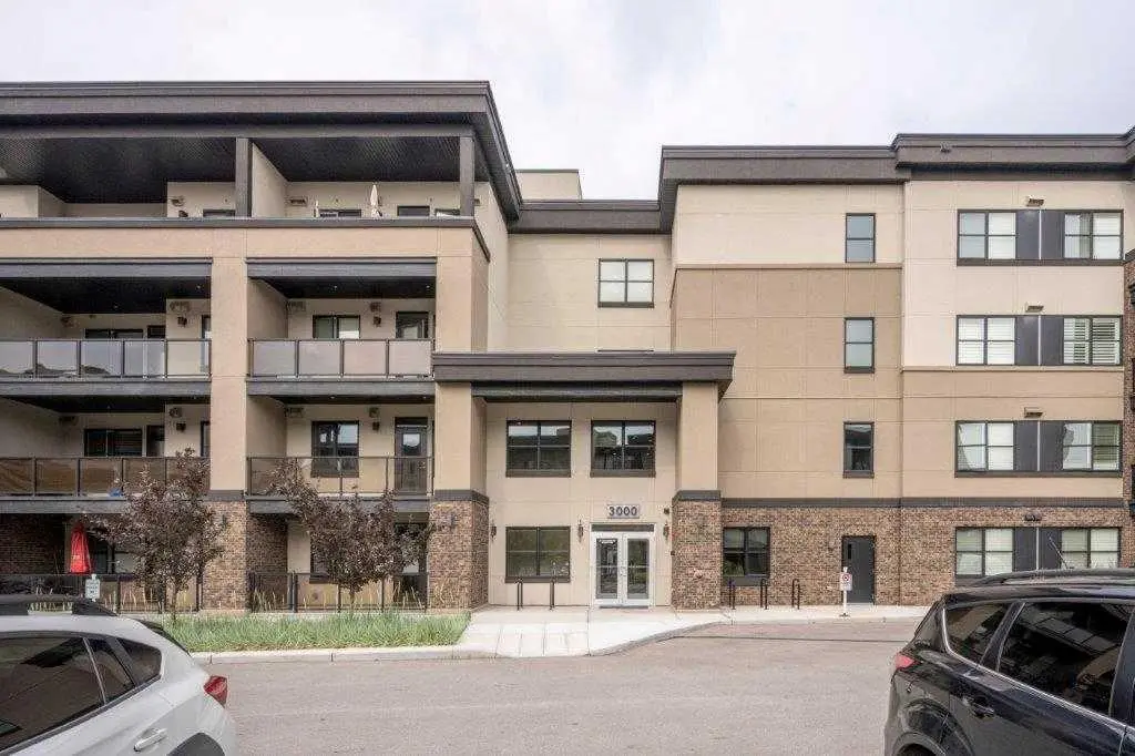 3103, 80 Greenbriar Place NW