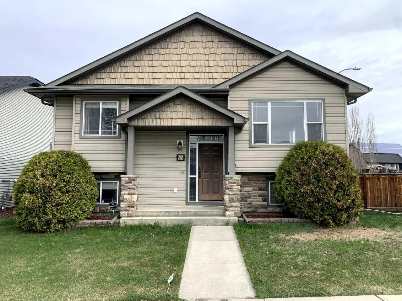 95 Inglewood Drive