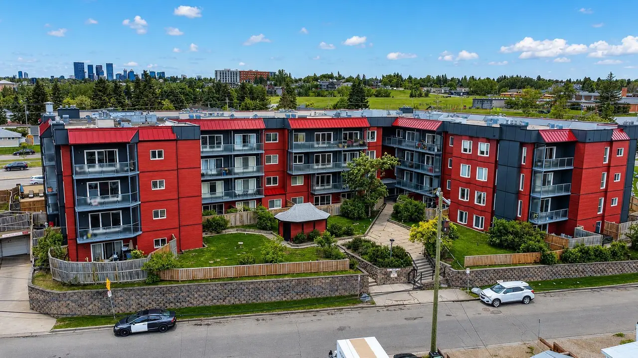 303, 333 Garry Crescent NE