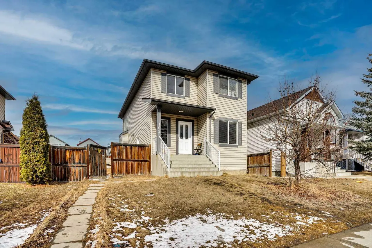 162 Taradale Drive NE