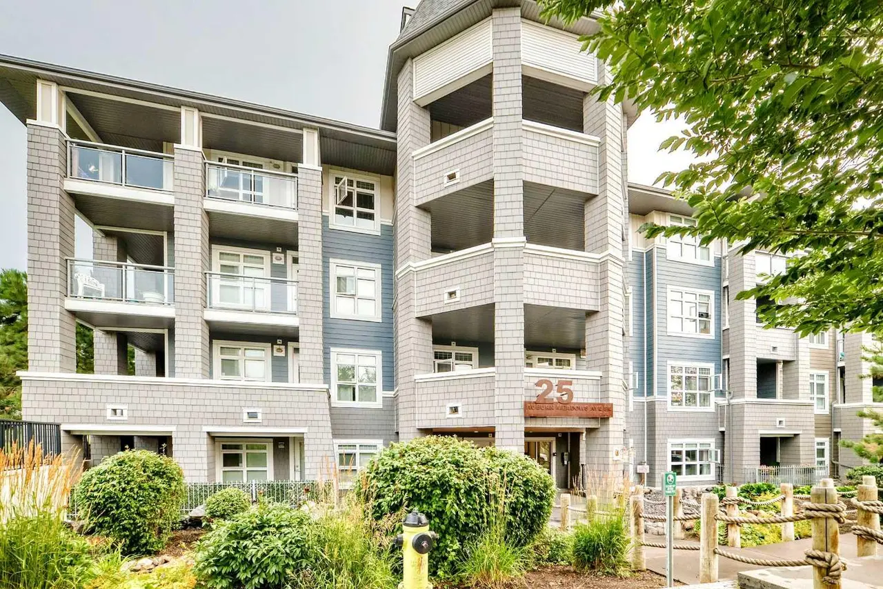 426, 25 Auburn Meadows Avenue SE