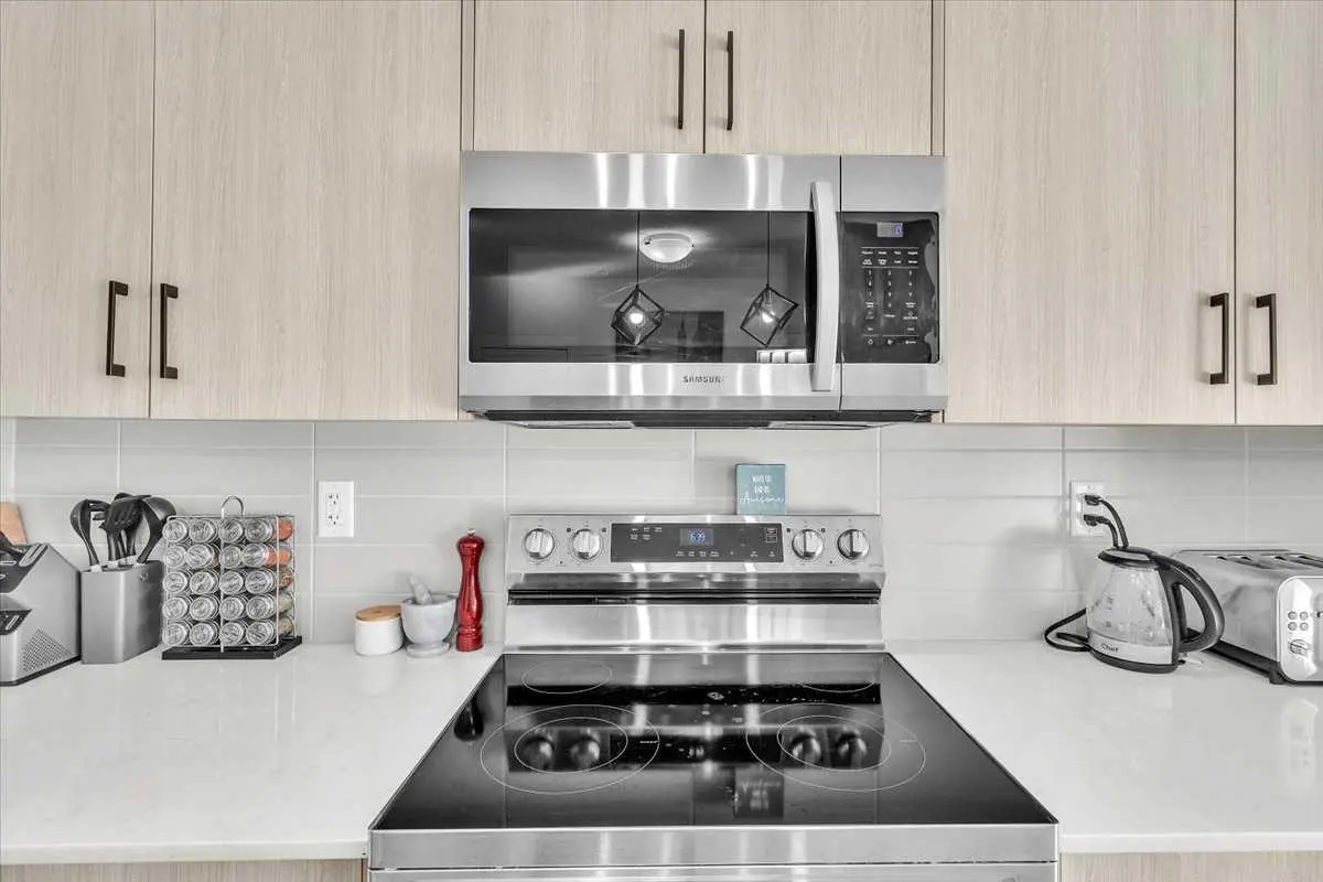 305, 30 Sage Hill Walk NW