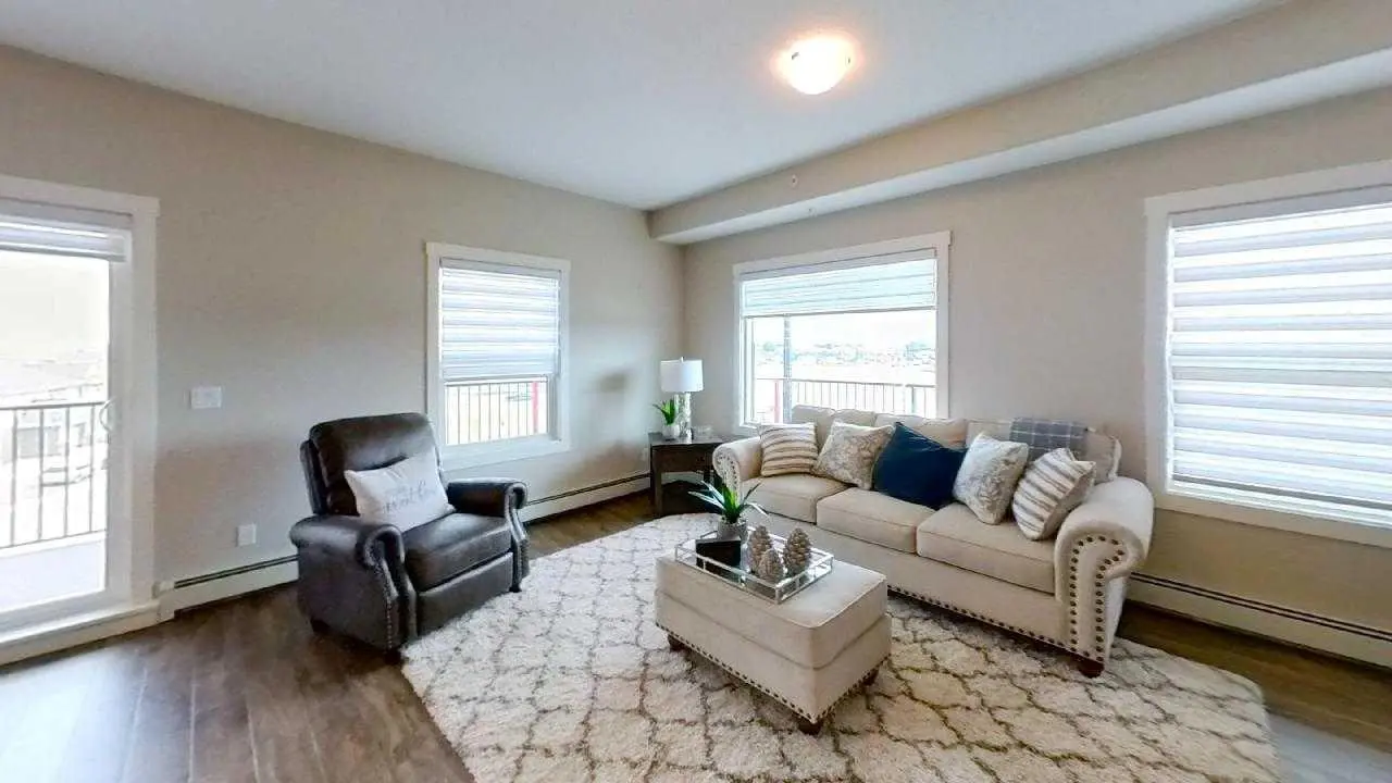 201, 499B Meadow Lake Court  E