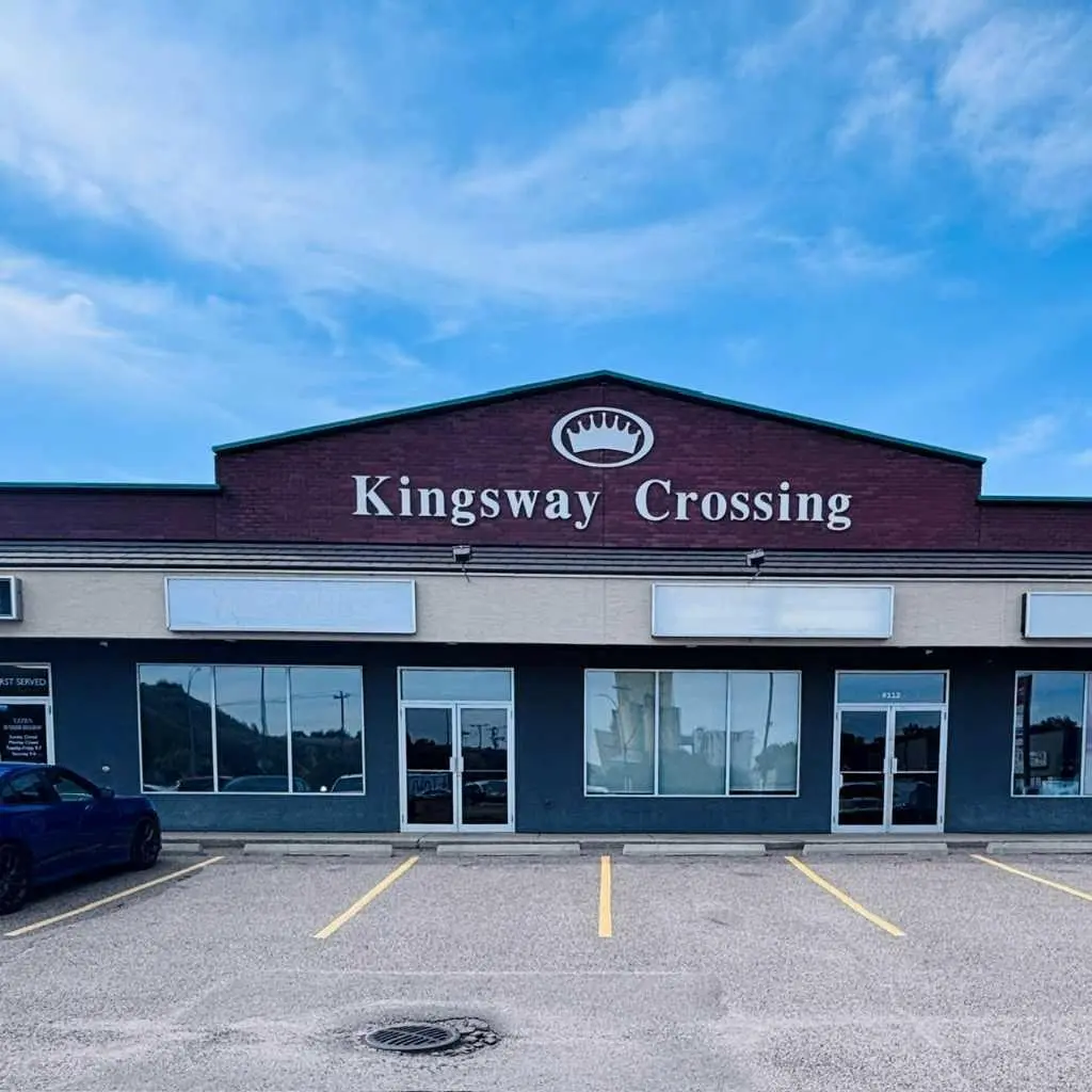 112, 1310 Kingsway Avenue SE