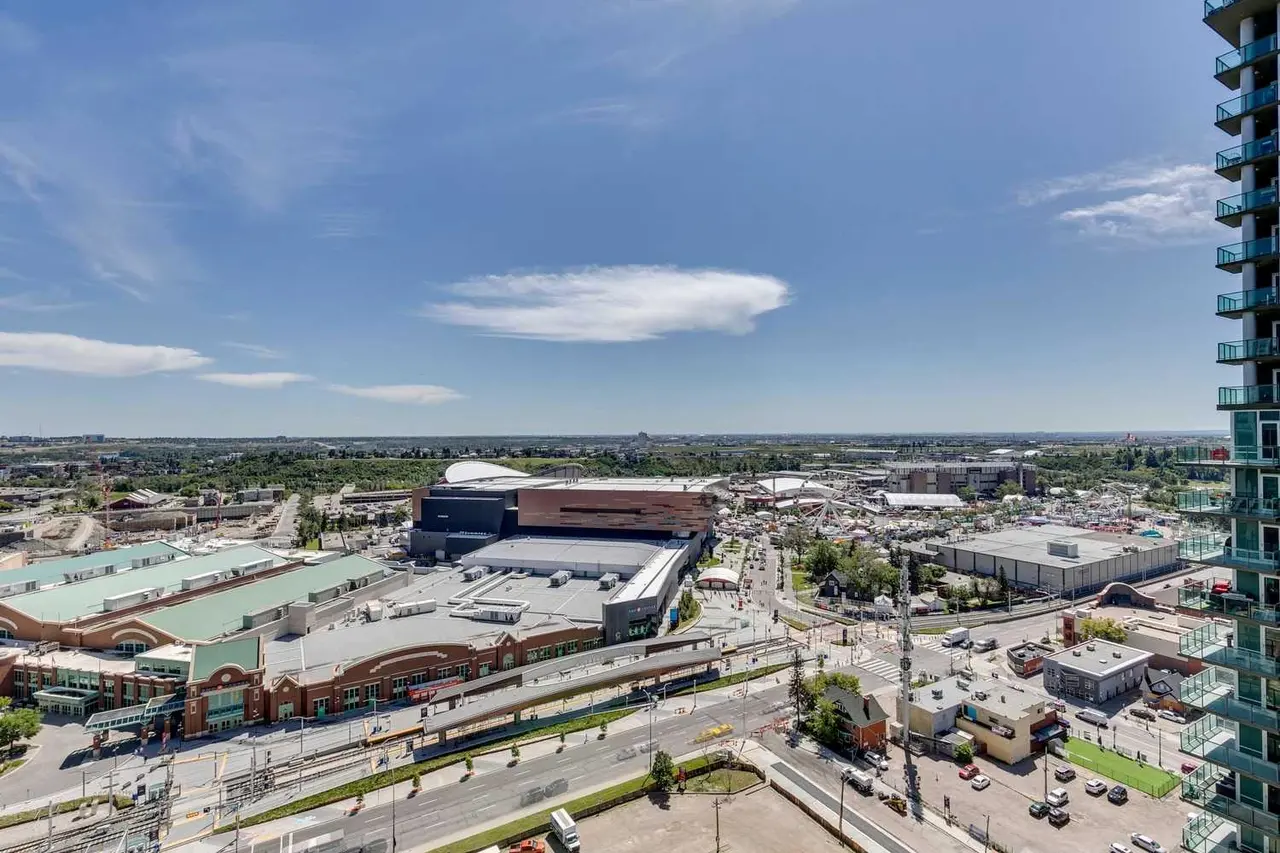 2203, 1410 1 Street SE