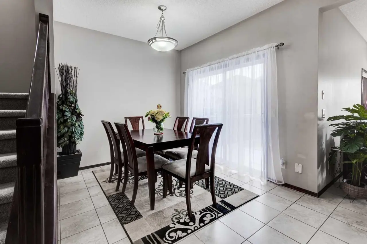42 Everoak Green SW
